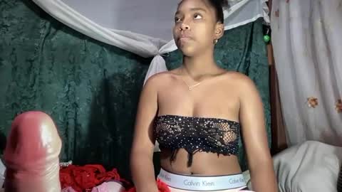 Snapshot of black_hot2024 chatting on February 15, 11:16 pm MORENITA ISA online show from February 15, 11:16 pm