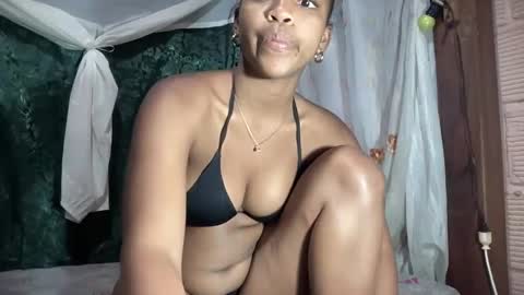 Snapshot of black_hot2024 chatting on February 13, 10:54 pm MORENITA ISA online show from February 13, 10:54 pm