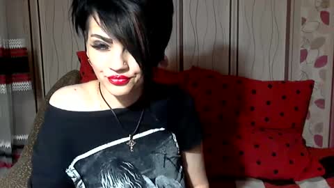black_hot_01 online show from December 29, 6:16 pm