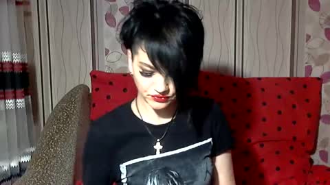 black_hot_01 online show from December 10, 6:01 am