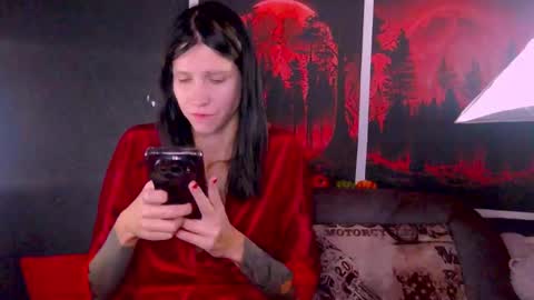 Snapshot of black_sswan chatting on October 28, 10:54 am Kristin online show from October 28, 10:54 am