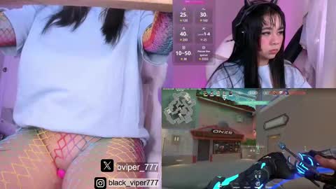 Snapshot of black_viperr chatting on February 9, 1:25 pm Mel online show from February 9, 1:25 pm