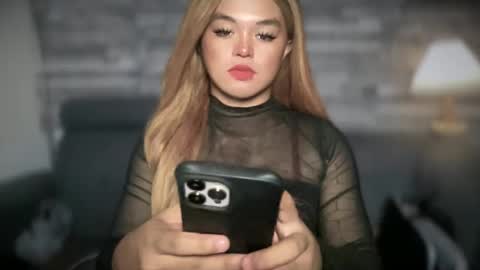 Snapshot of blackbarbiechantalxvx chatting on February 8, 1:11 pm blackbarbiechantalxvx online show from February 8, 1:11 pm