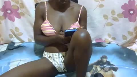 Snapshot of blackbigboobs chatting on January 12, 4:42 am jane online show from January 12, 4:42 am