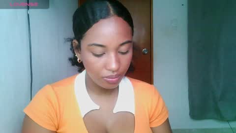 Shophie White online show from August 4, 2:01 pm