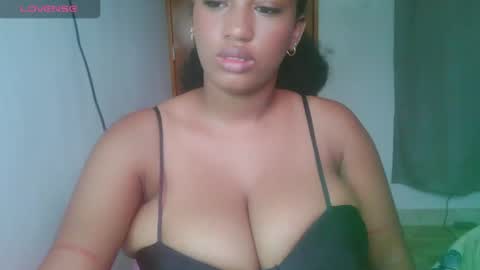 Shophie White online show from June 25, 12:07 pm
