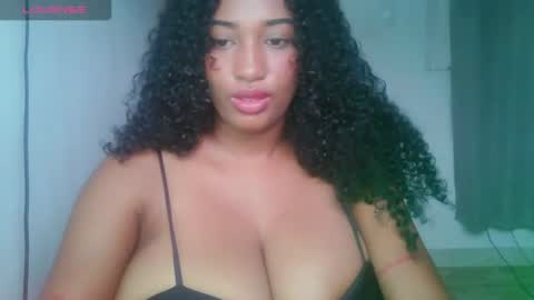 Shophie White online show from July 19, 1:46 pm