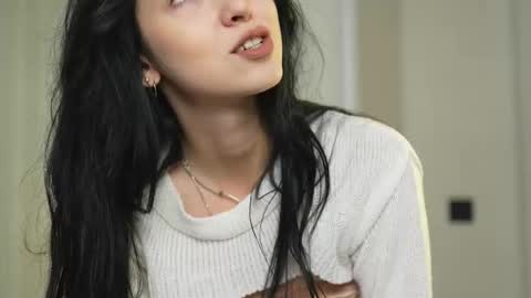 blade_emi_ online show from September 17, 8:23 am