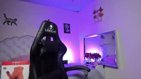 Blair online show from September 24, 7:13 pm