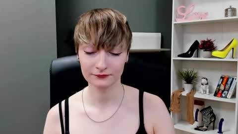 Blair online show from October 14, 6:16 am