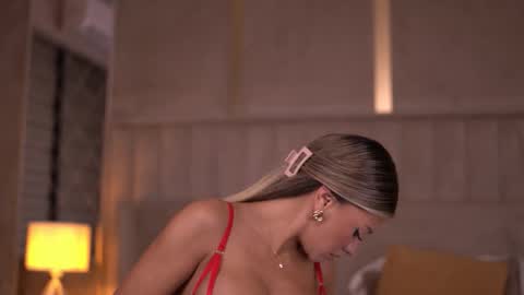 Snapshot of blairsanders chatting on October 6, 6:45 pm BlairSanders online show from October 6, 6:45 pm