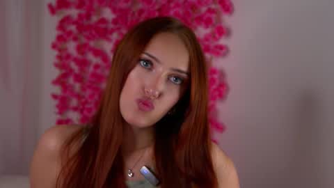 Lola online show from September 15, 1:08 pm