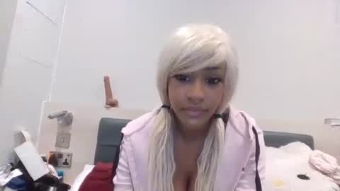 Snapshot of blasiandolly chatting on March 12, 7:14 pm blasiandolly online show from March 12, 7:14 pm