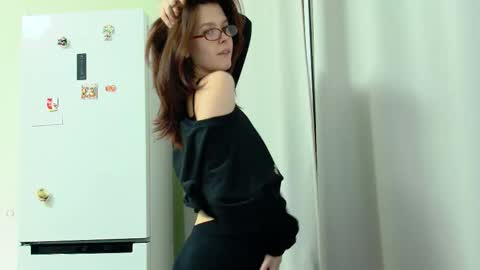 blearalin online show from November 7, 9:59 am