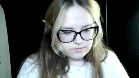 blesskitty_ online show from September 16, 1:08 pm
