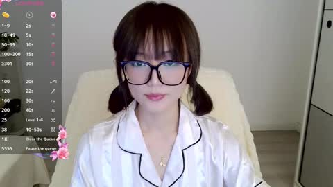 Snapshot of blon_kater chatting on March 9, 9:13 am YoYo online show from March 9, 9:13 am