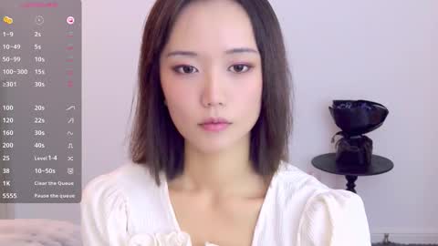 YoYo online show from November 11, 9:06 am