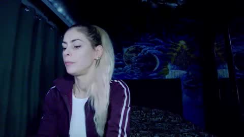 blonde4pasion online show from November 3, 6:12 pm