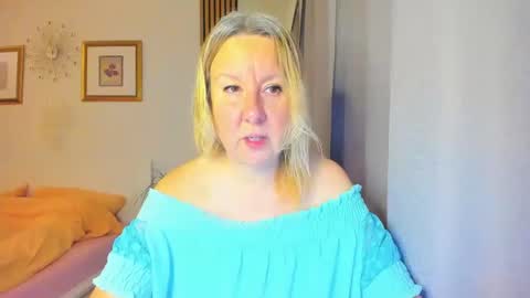 Nicole online show from December 30, 5:48 am