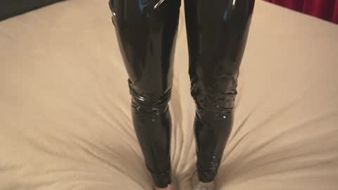 Ill be back very soon online show from January 4, 12:59 pm