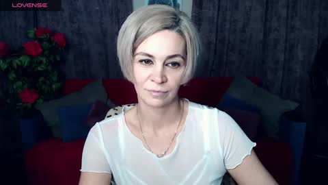 Lola online show from January 4, 7:34 pm
