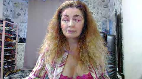 BlondMILfs online show from January 16, 6:46 am