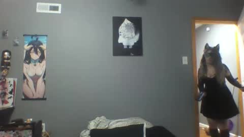 bloodmoonwolfie88 online show from September 13, 10:07 pm