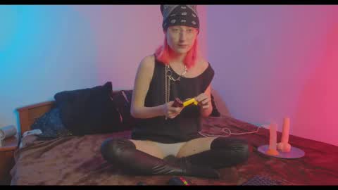 Bloom online show from January 18, 5:42 pm