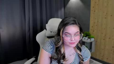 Bloom  Leila online show from March 10, 2:21 pm