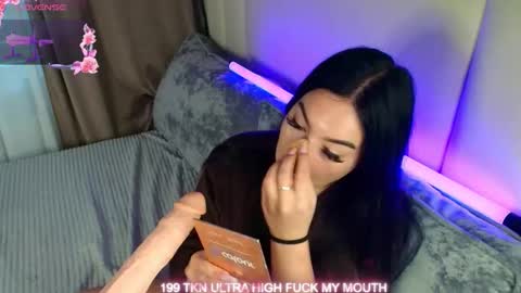 Snapshot of blowjob_queeny chatting on September 9, 6:24 am Welcome guysMy name KatePVT its Open online show from September 9, 6:24 am