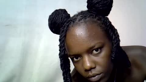 blue_savagee online show from October 17, 8:01 pm