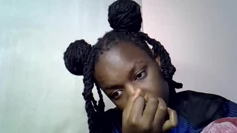 blue_savagee online show from October 28, 12:27 am