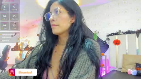 blue_tay1 online show from October 19, 1:02 pm