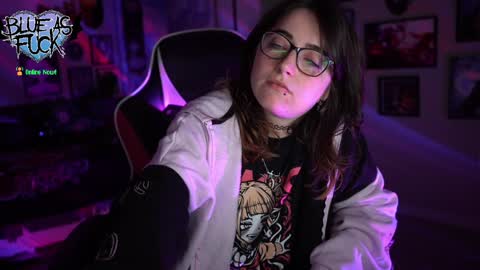 Blue online show from January 7, 1:17 am