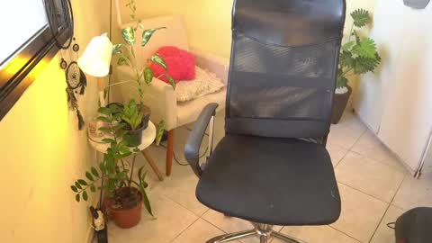 Snapshot of bluemysticlady chatting on February 17, 10:40 am FLORAA online show from February 17, 10:40 am