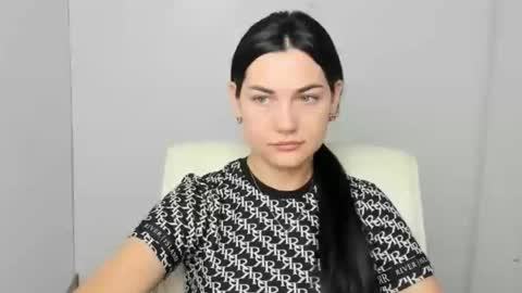 Snapshot of blum_kelly chatting on September 9, 5:40 am Kelly online show from September 9, 5:40 am