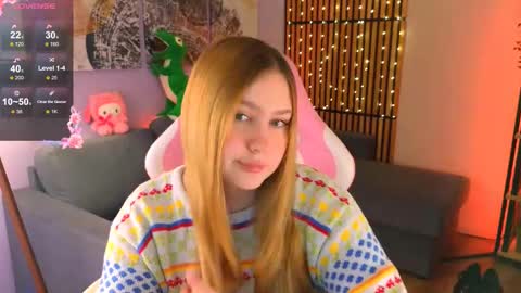 Ellie3 online show from March 5, 12:00 pm