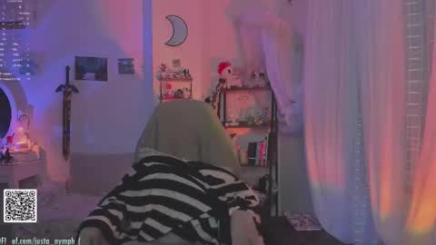   Im Nym  Justa nymph on twitter and IG online show from October 3, 3:22 am