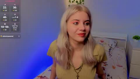 Chloe online show from October 30, 7:22 am