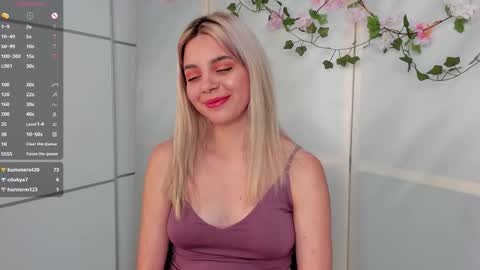 Chloe online show from September 18, 7:01 pm