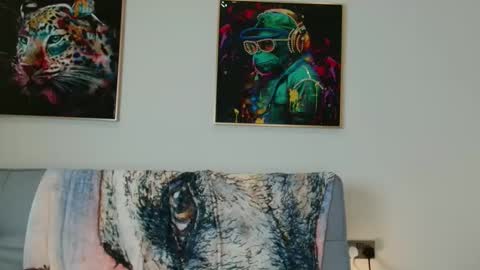 to see lou offline  online show from February 14, 2:08 pm