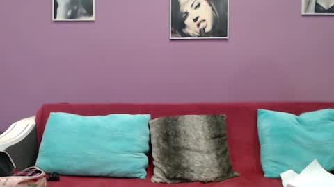 Snapshot of bobandchris33 chatting on January 25, 3:58 pm SlutWife online show from January 25, 3:58 pm