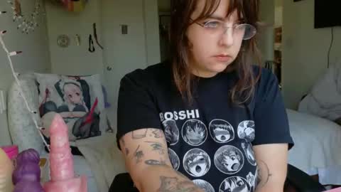 Snapshot of bobbivalentine chatting on October 24, 9:44 pm Bobbi Valentine online show from October 24, 9:44 pm