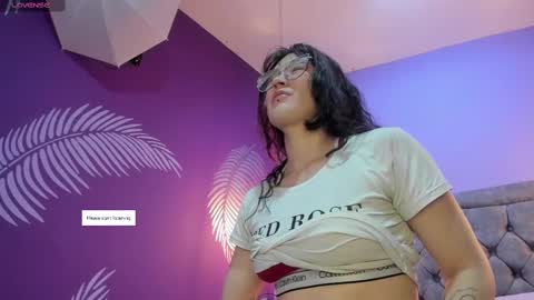 BOMBA LATINA online show from September 15, 2:25 pm