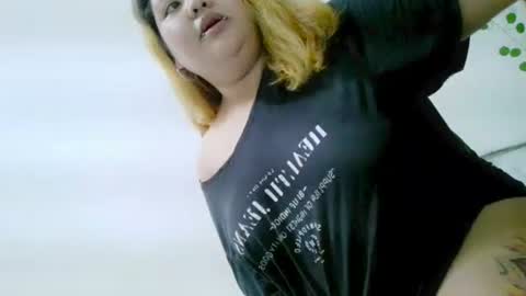 Snapshot of bombastic_darla chatting on September 14, 9:07 am bombastic_darla online show from September 14, 9:07 am