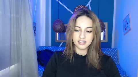 Snapshot of bombones_ricos chatting on January 2, 8:46 pm bombones_ricos online show from January 2, 8:46 pm