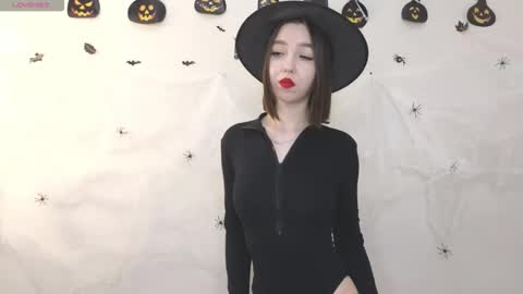 Bondicca online show from October 30, 2:07 pm