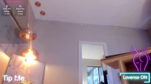 Snapshot of boniesmith_ chatting on October 29, 11:29 pm Bonie Smith online show from October 29, 11:29 pm