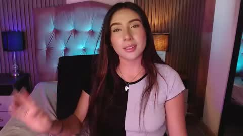 Snapshot of bonnali_lune chatting on October 28, 10:36 pm bonnali_lune online show from October 28, 10:36 pm