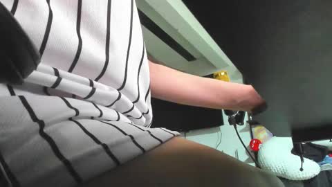 becky online show from November 25, 7:58 pm